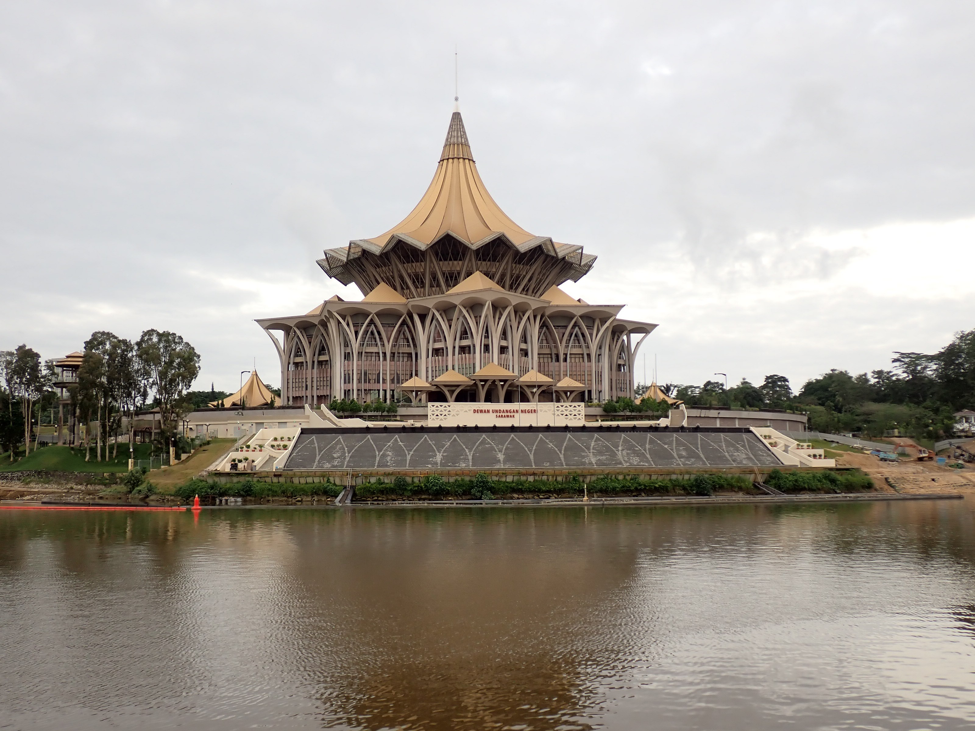 P2040253